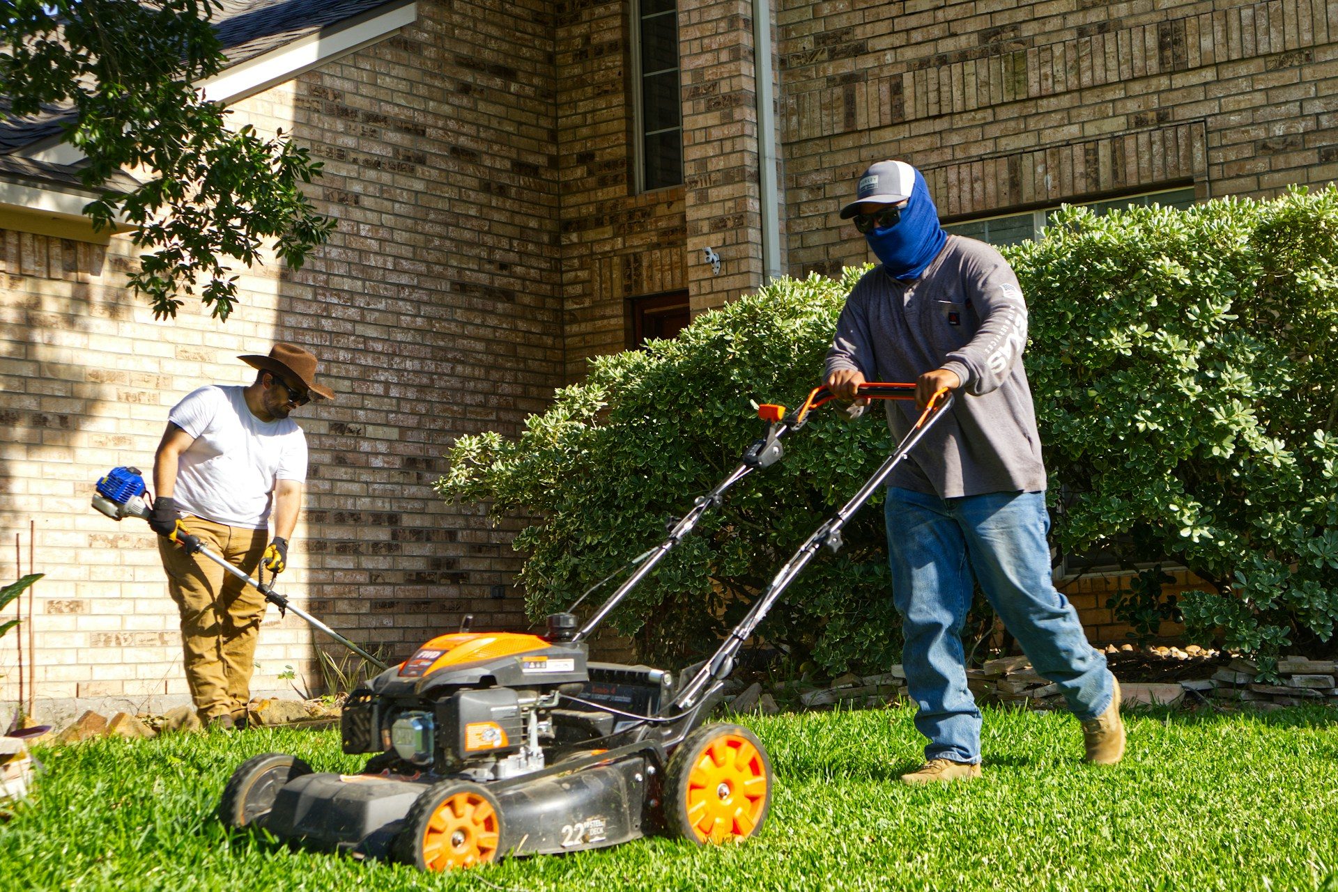 Commercial Lawn Care Services